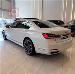 بي ام دبليو الفئة 7